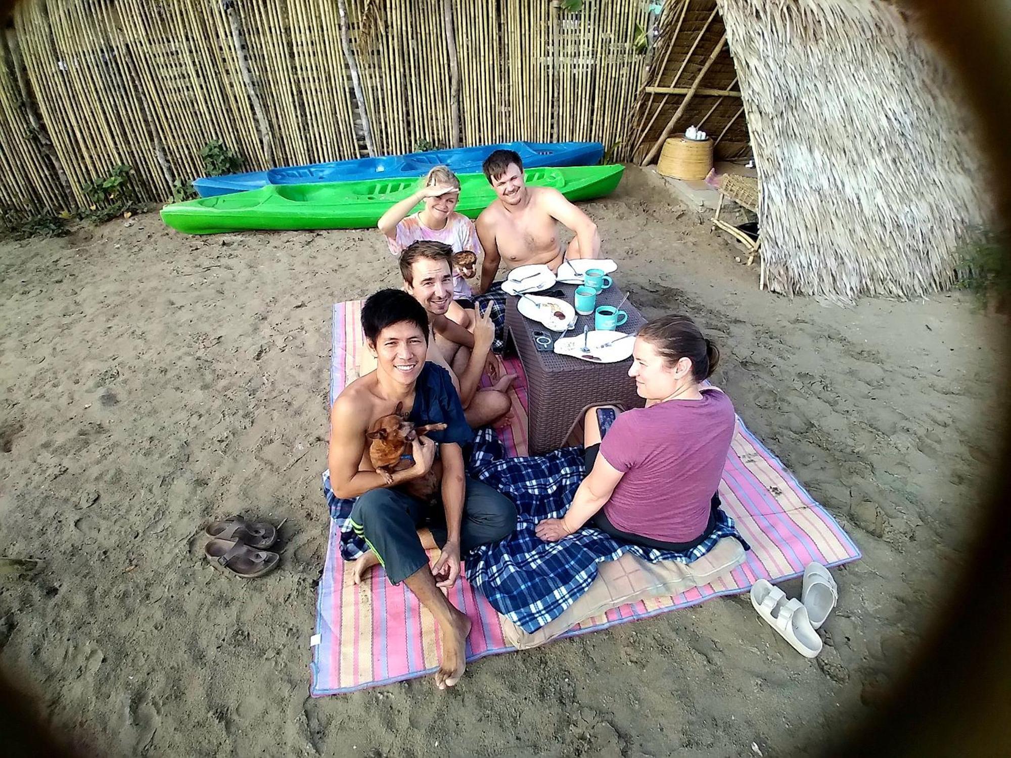 Bucana Kamp Payapa Beachfront El Nido Bagian luar foto