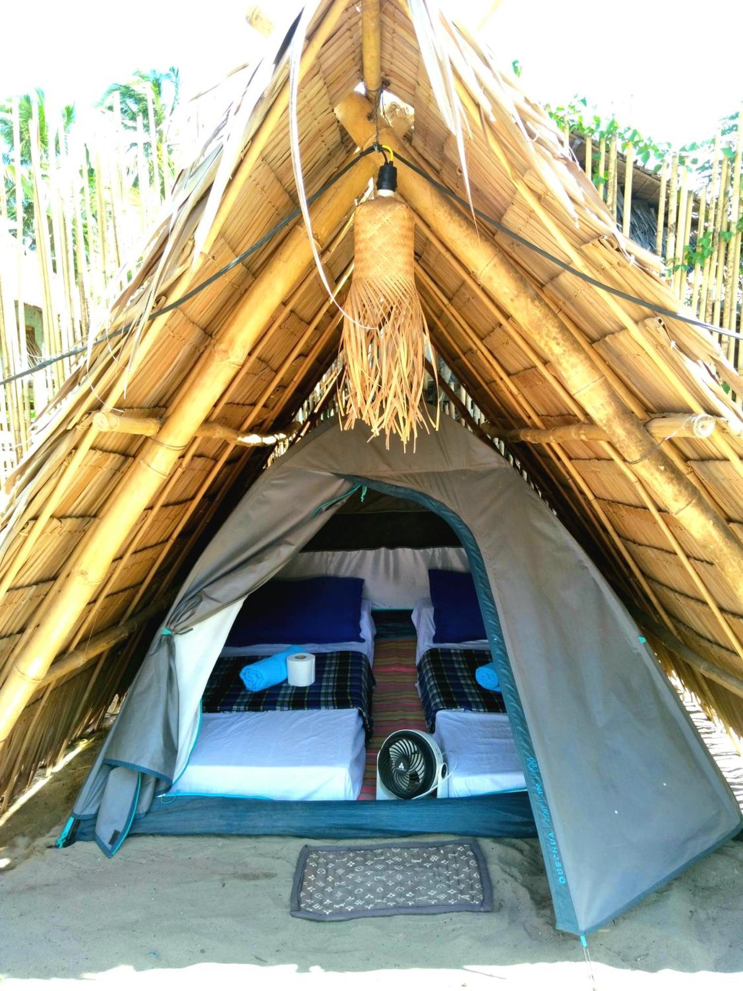 Bucana Kamp Payapa Beachfront El Nido Bagian luar foto